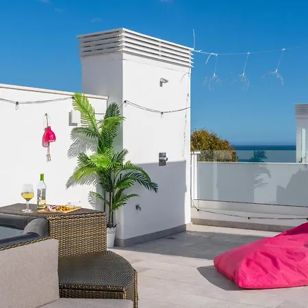 Apartment Golden - Take Care Malaga *